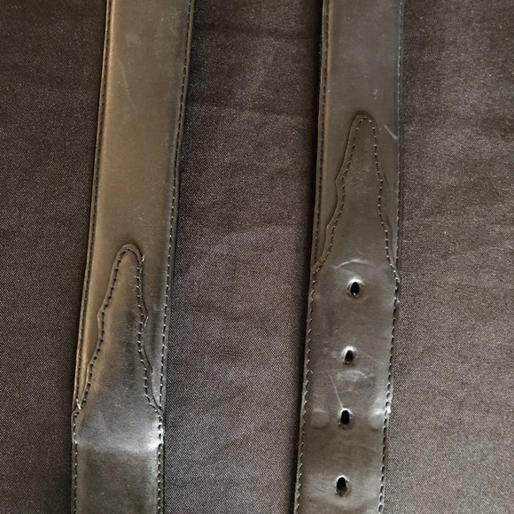 Silver Creek Black Leather Belt with Silver Buckle - Picture 4 of 12